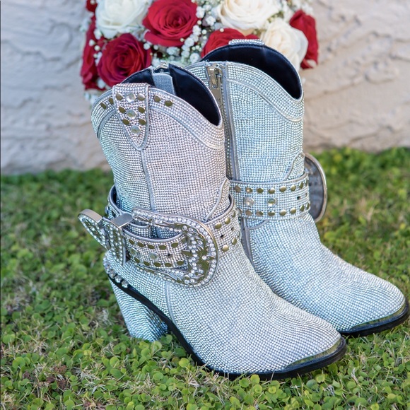 Rhinestone icy shine cowboy boots - Picture 2 of 3